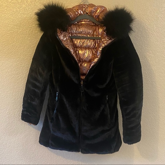 Coalition L.A. Reversible Metallic‎ Faux Fur Coat Mob Wife - Picture 6 of 16